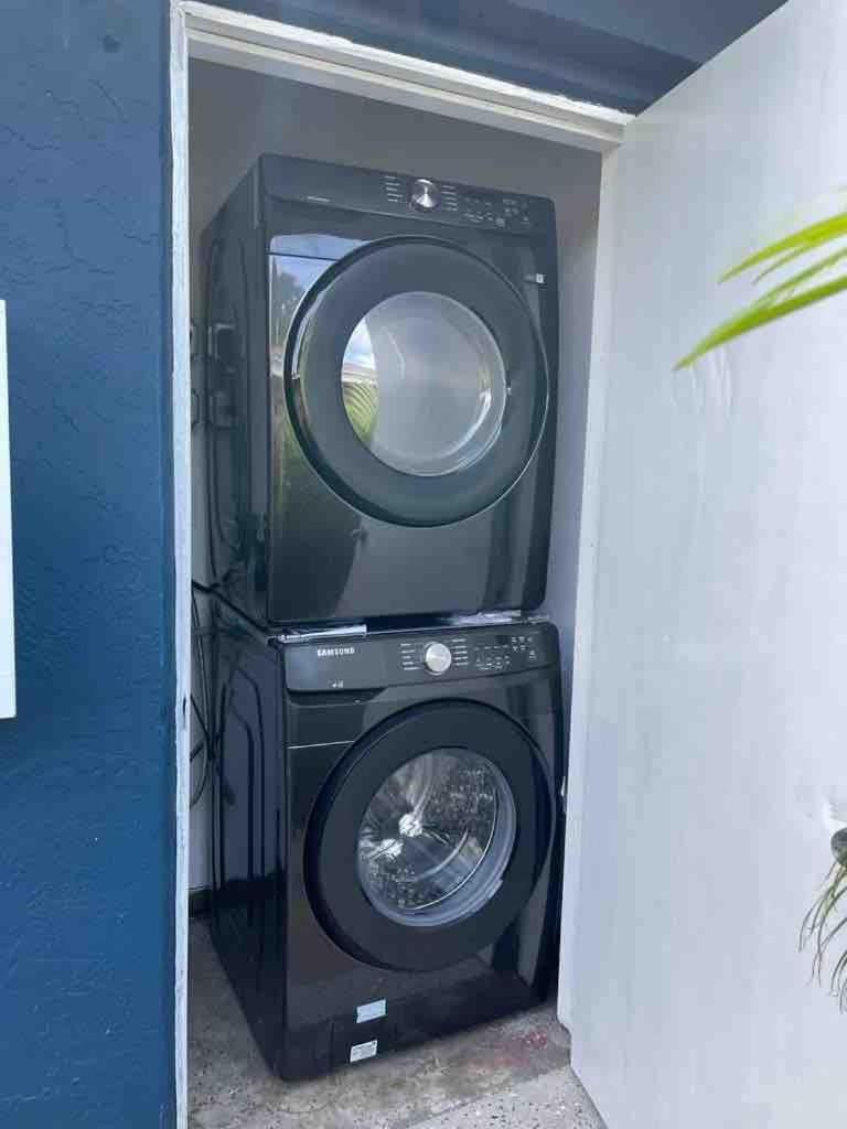 Lovely 2 Bedroom Condo In Sailboat Bend Fort Lauderdale Exterior photo